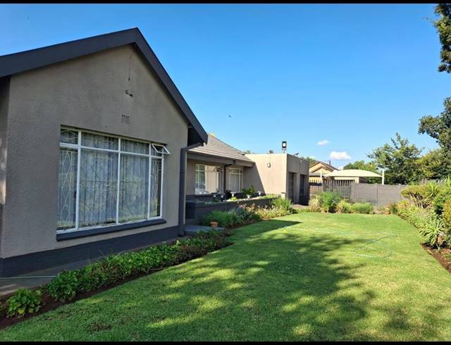 3 BEDROOM HOUSE FOR SALE IN ARCON PARK